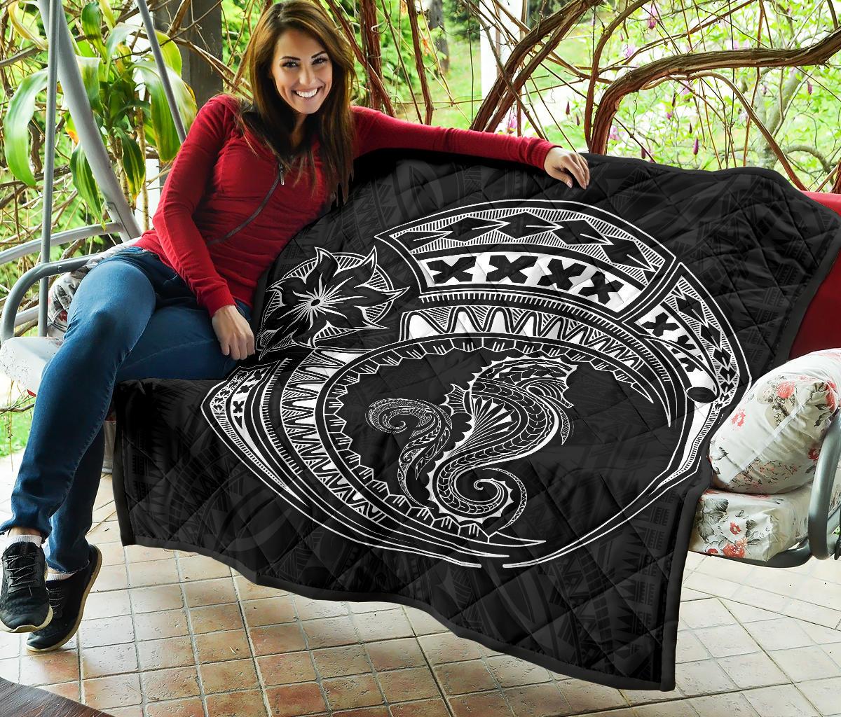 Polynesian Quilt - Polynesian White Seahorse Tattoo - Polynesian Pride