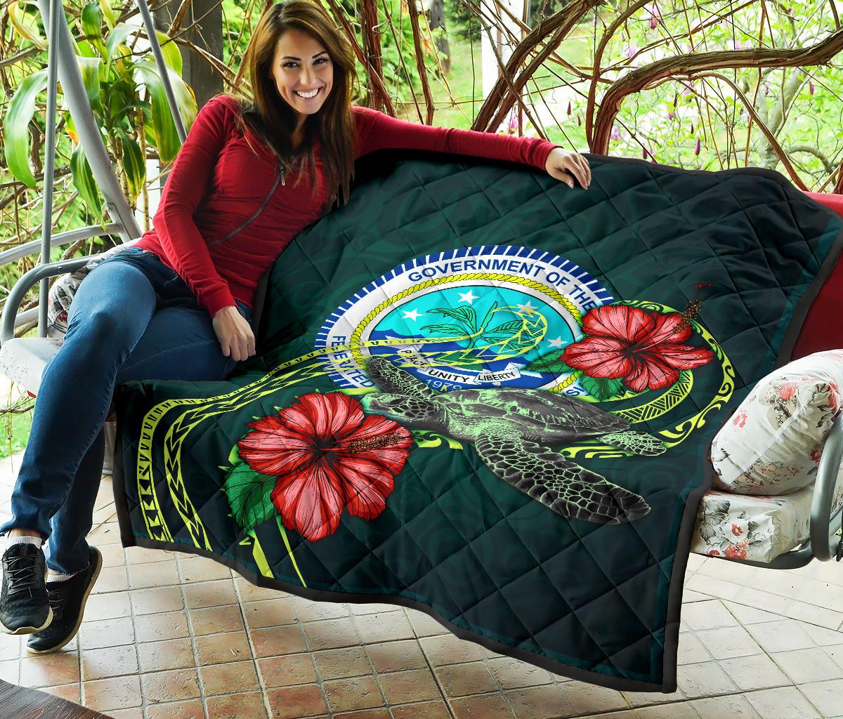 Federated States of Micronesia Premium Quilt - Green Turtle Hibiscus - Polynesian Pride