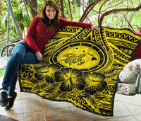 Hawaii Premium Quilt - Hawaii Map Honu Hibiscus Yellow Polynesian Premium Quilt - Polynesian Pride