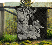 Hawaii Turtle Premium Quilt Polynesian Hibiscus Art Gray AH - Polynesian Pride