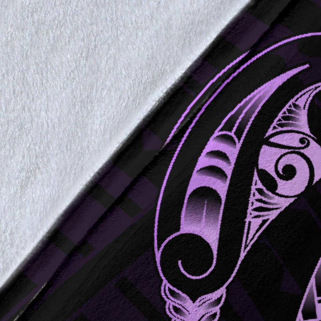 Hibiscus Plumeria Mix Polynesian Pink Turtle Premium Blanket - Polynesian Pride