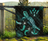 Kosrae Polynesian Premium Quilt - Turtle With Blooming Hibiscus Turquoise - Polynesian Pride