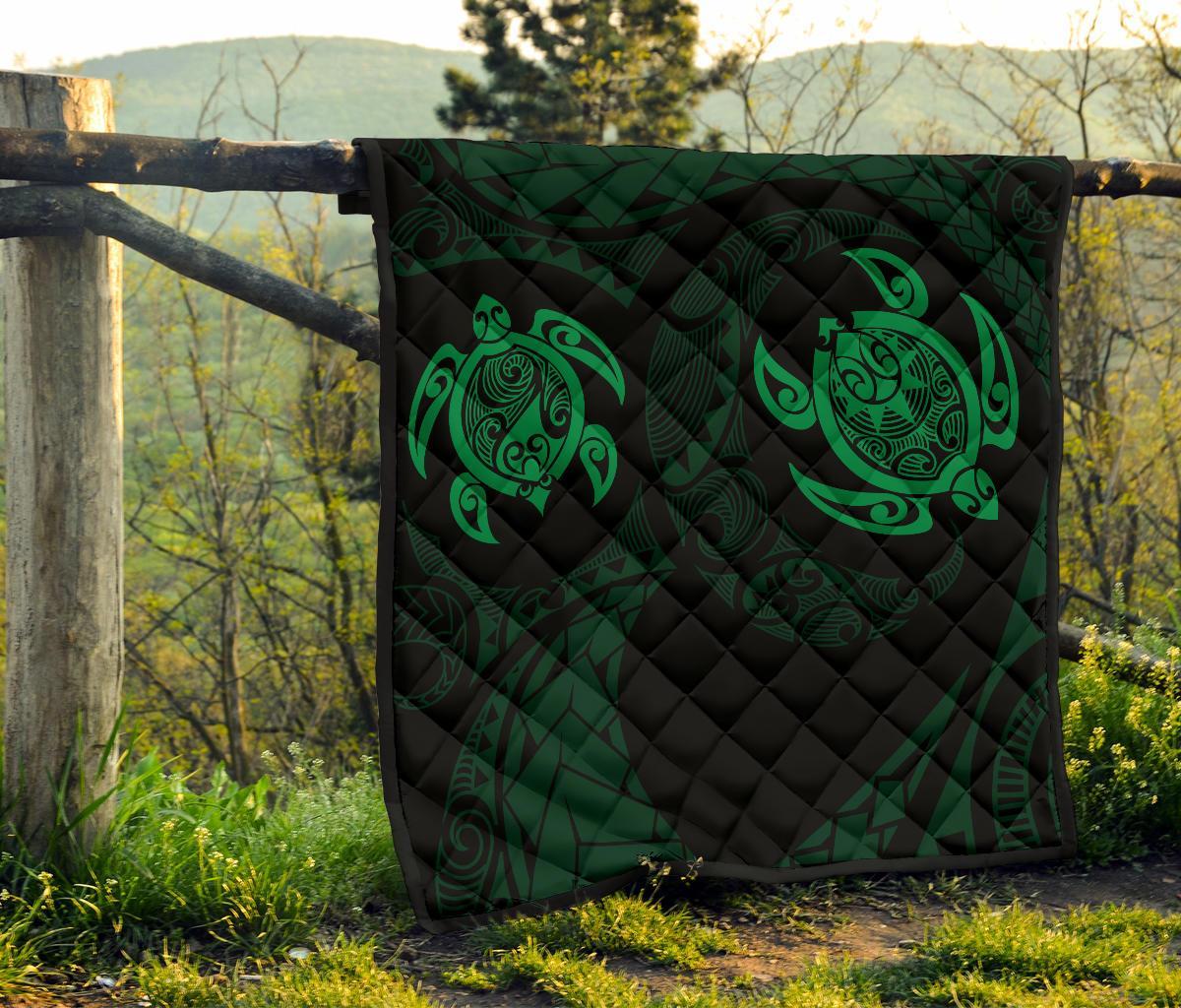 Hawaii Polynesian Turtle Premium Quilt Green - Polynesian Pride