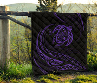 Hawaii Turtle Premium Quilt - Purple - Frida Style - Polynesian Pride