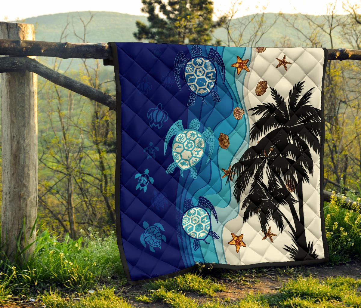 Hawaiian Sea Turtle Symbol Palm Premium Quilt - Polynesian Pride