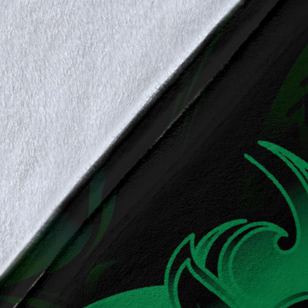 Polynesian Hawaii All Over Premium Blanket - Kanaka Maoli Green Turtle - Polynesian Pride
