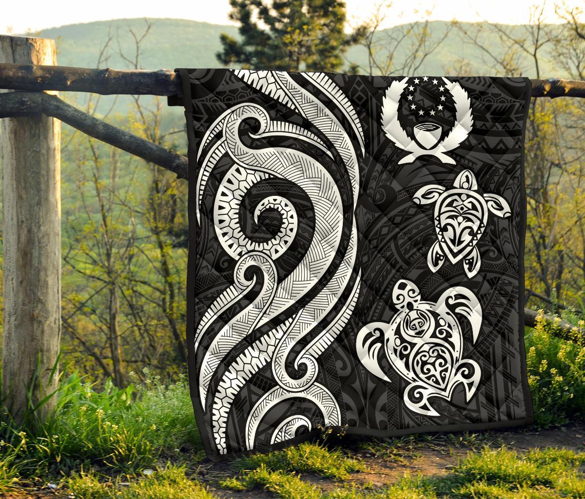 Pohnpei Premium Quilt - White Tentacle Turtle - Polynesian Pride