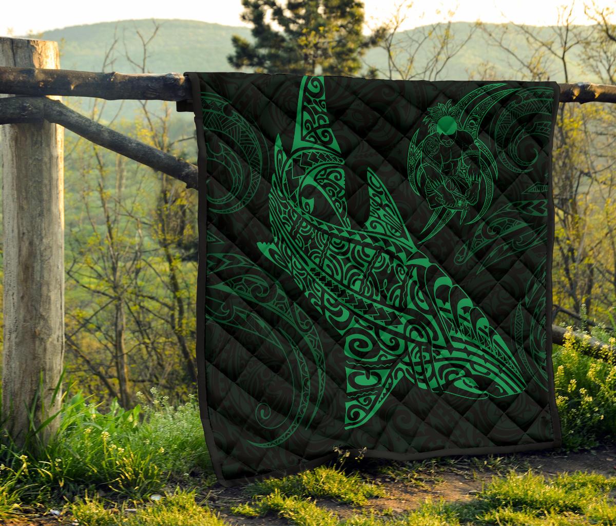 Polynesian Quilt - Polynesian Green Shark Warrior Tattoo - Polynesian Pride