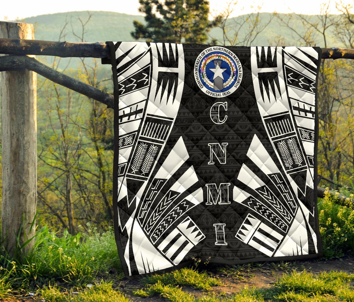 Northern Mariana Islands Premium Quilt - Northern Mariana Islands Seal Polynesian White Tattoo (Black) - Polynesian Pride
