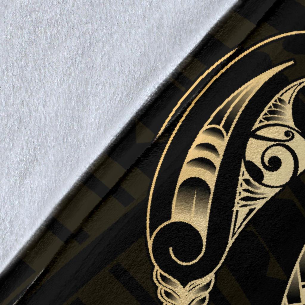 Hibiscus Plumeria Mix Polynesian Gold Turtle Premium Blanket - Polynesian Pride