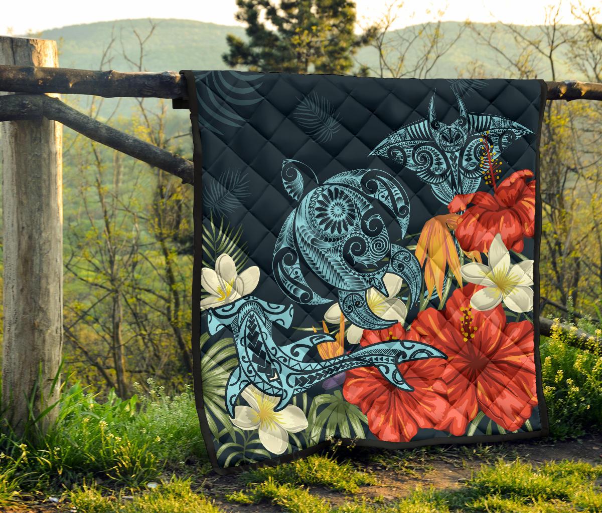Hawaii Turtle Shark Manta Ray Hibiscus Plumeria Premium Quilt - Polynesian Pride
