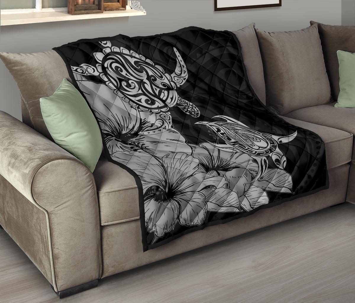 Hawaii Turtle Premium Quilt Polynesian Hibiscus Art Gray AH - Polynesian Pride