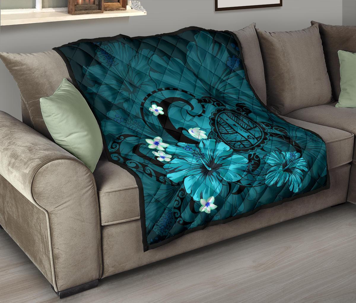 Hawaii Turtle Poly Tribal Turquoise Premium Quilt - Polynesian Pride