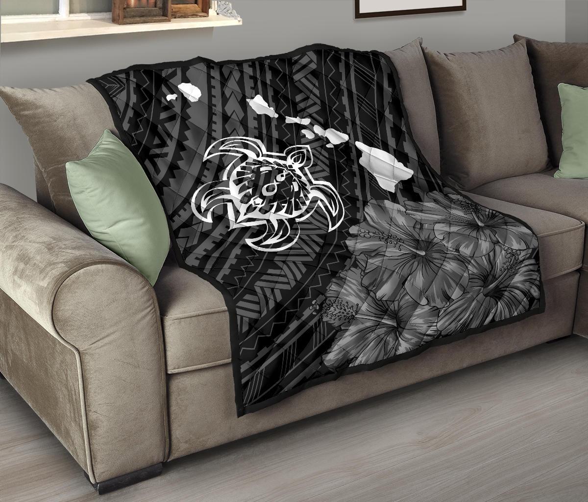 Hawaii Sea Turtle Is Swimming Toward Premium Quilt - Polynesian Pride