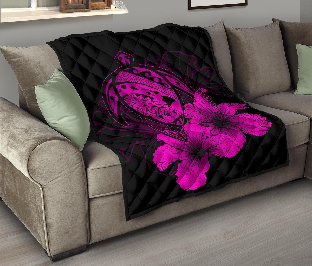 Hawaii Hibiscus Premium Quilt - Turtle Map - Pink - Polynesian Pride
