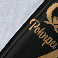 Pohnpei Premium Blanket - Gold Polynesian Tentacle Tribal Pattern - Polynesian Pride