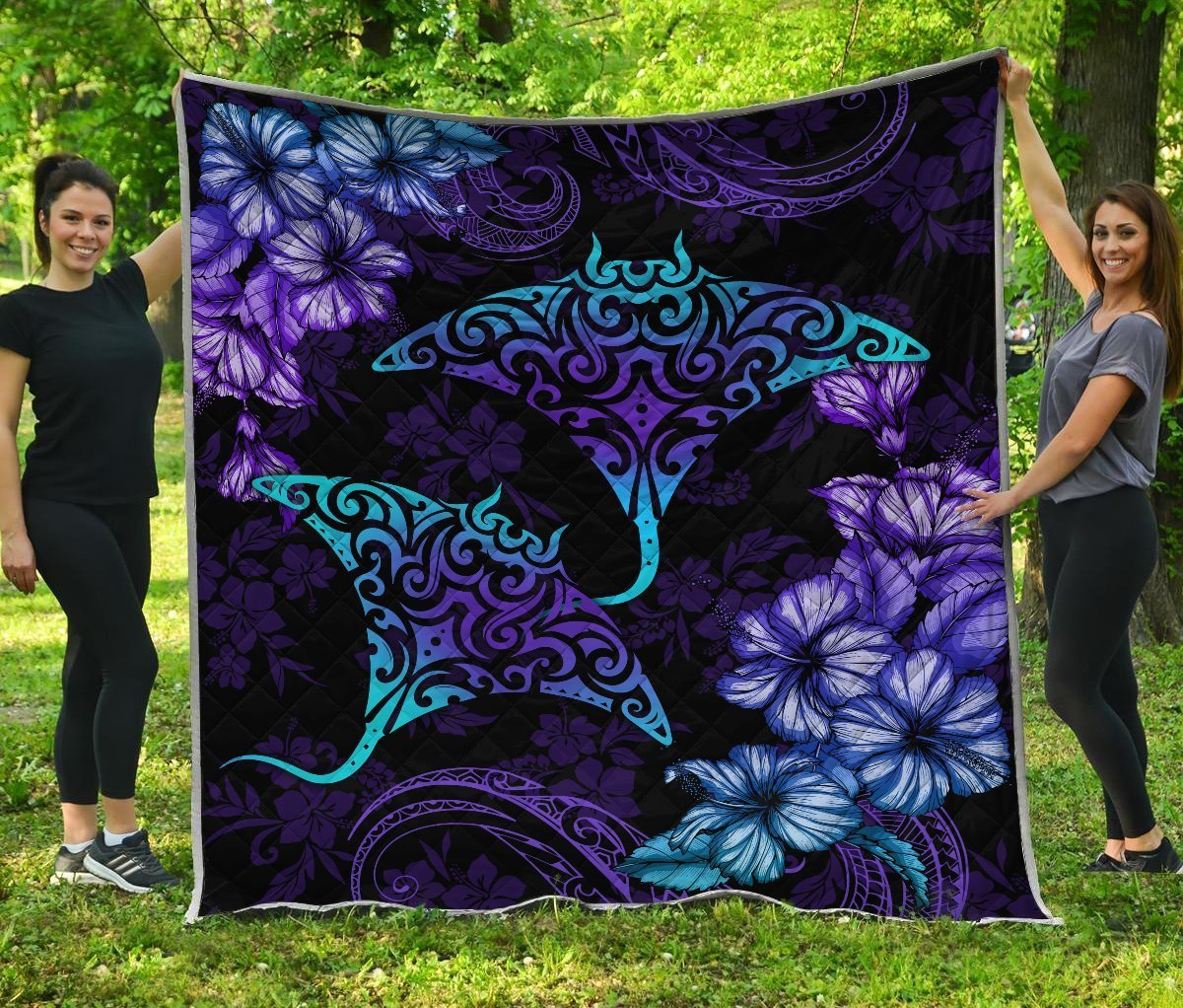 Beautiful Ray Hibiscus Premium Quilt - AH Black - Polynesian Pride