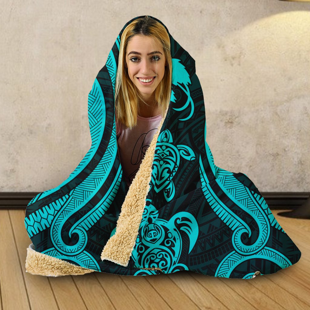 Papua New Guinea Hooded Blanket - Turquoise Tentacle Turtle - Polynesian Pride