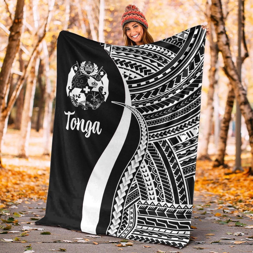 Tonga Premium Blanket - White Polynesian Tentacle Tribal Pattern - Polynesian Pride