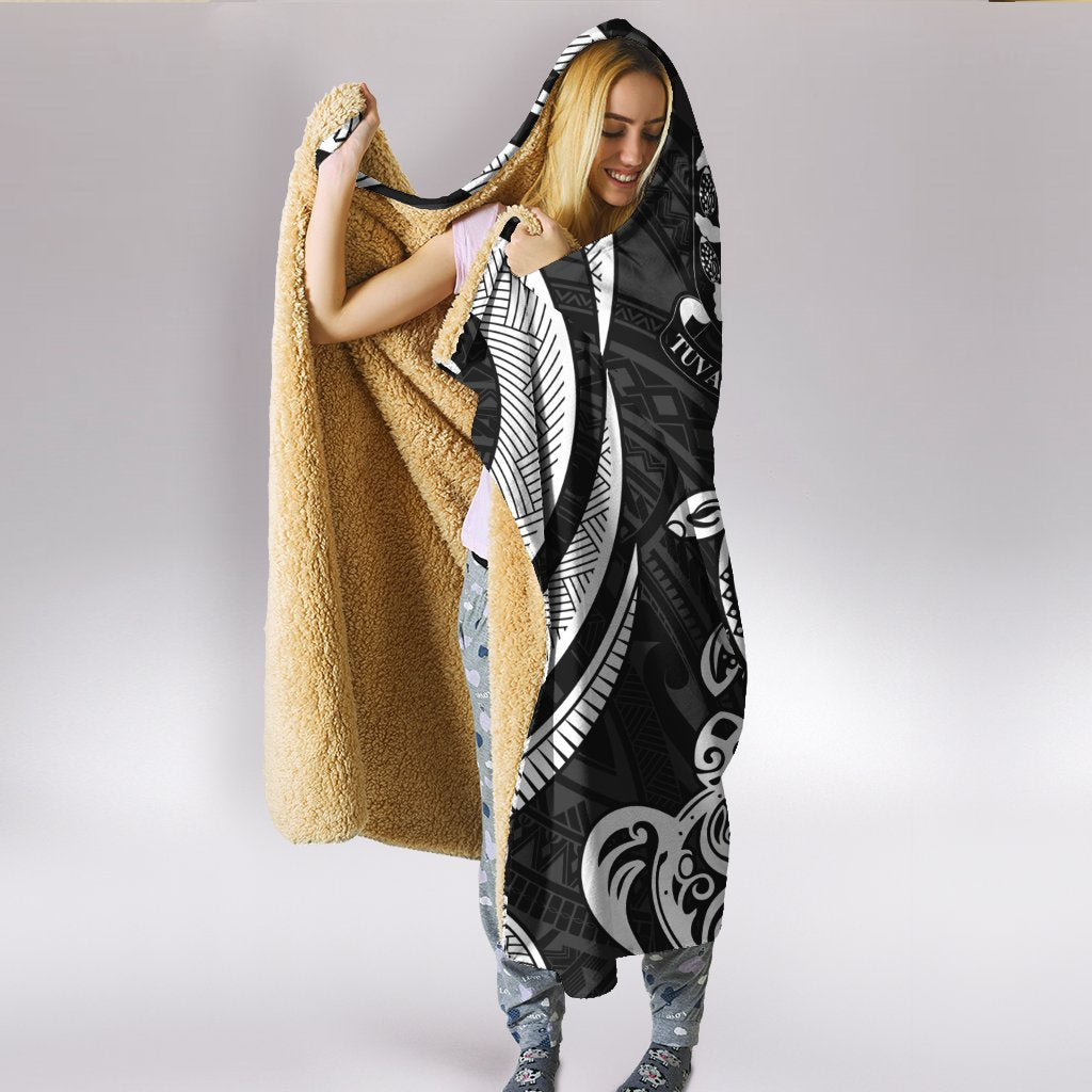 Tuvalu Hooded Blanket - White Tentacle Turtle - Polynesian Pride